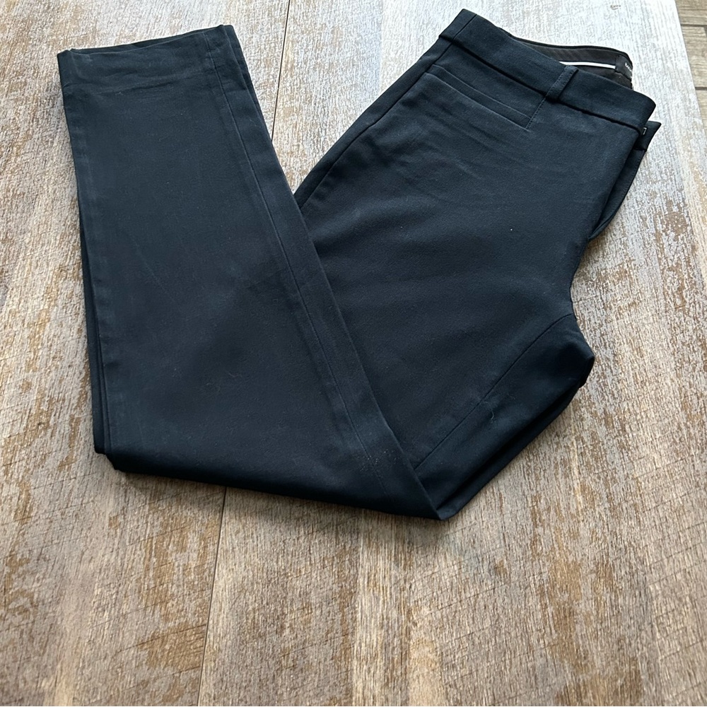 Blue chino pants. Banana Republic size 6 gently used